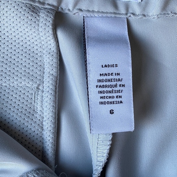 IZOD XFG Women’s Grey Golf Cargo Short Size 6 - Picture 5 of 11